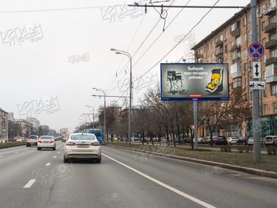 Ленинский пр-т  52, 80 м после пл. Академика Тамма (светофор)