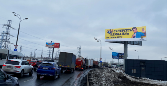 На Варшавском шоссе установлен новый суперсайт