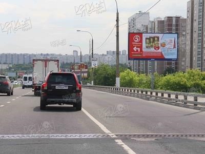 Бесединское ш., Братеевский мост, 80 м после X с ул. Борисовские Пруды
