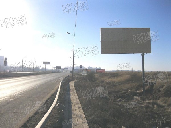 Шереметьевское шоссе, после съезда с Ленинградского шоссе, 0,78 км., левая сторона