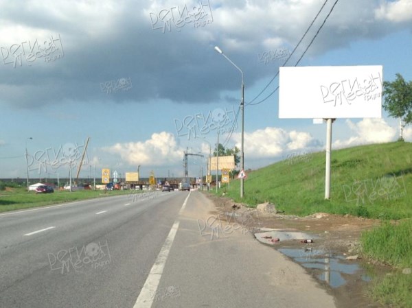 Химки, Шереметьевское шоссе, после съезда с Ленинградского шоссе, 2,39 км., правая сторона