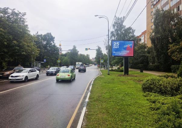 Реклама на ситибордах, ул. Маршала Неделина, 0км+465м, слева от Можайского шоссе,  Щит 3х6 | Рекламное агентство полного цикла «Регион Медиа» в Москве