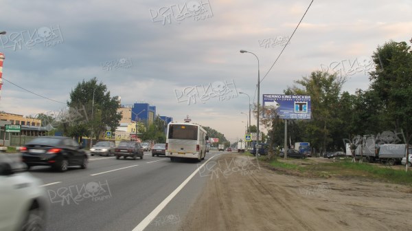 Новорязанское ш., 28км 850м от центра Москвы, (11км 550м от МКАД), слева
