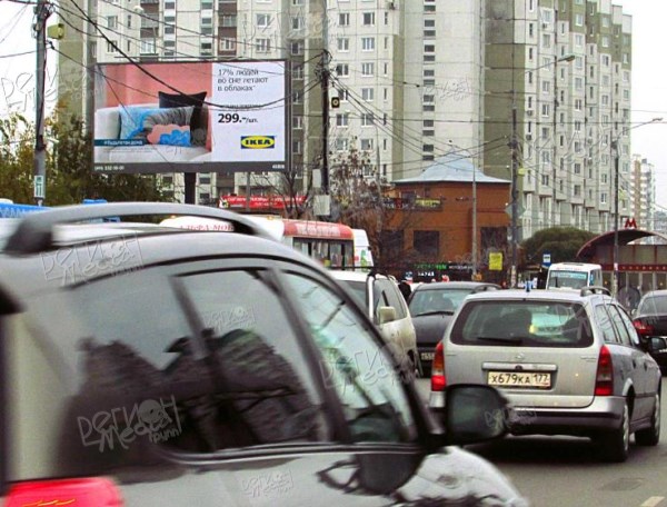 Перерва улица, после пересечения с Мячковским бульваром