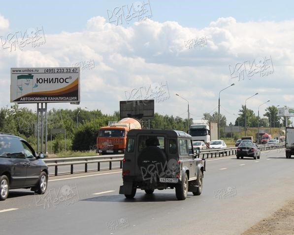 Ленинградское шоссе после Международного шоссе  29км 200м, (ТОЛЬКО БАННЕР) , правая сторона Б