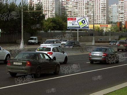Варшавское шоссе, дома 128-142, после пересечения с улицей Днепропетровская