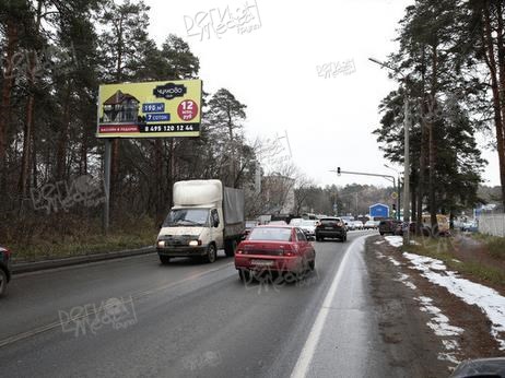 Туполевское шоссе (от светофора в сторону г. Жуковский ≈ 100м) Б
